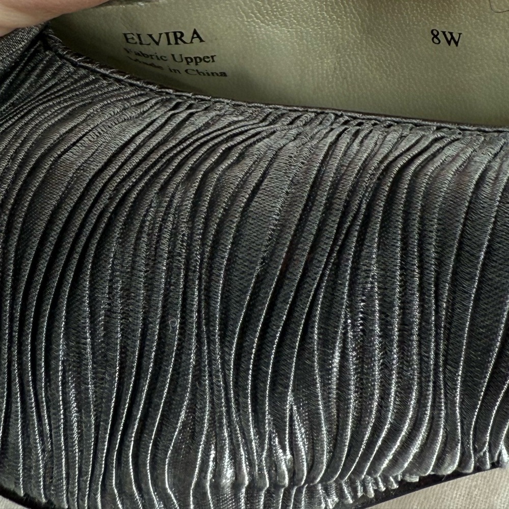 J. Renee Gray Elvira Peep-toe Fabric Mules - Picture 9 of 9